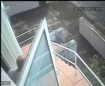 0748355284.jpg